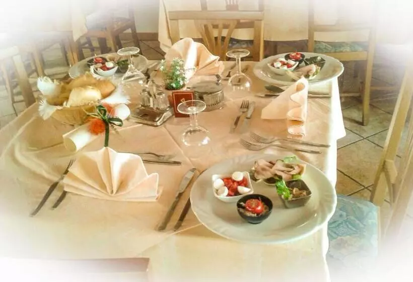 ホテル Albergo Larese