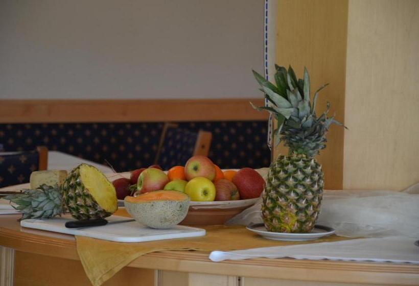 ホテル Greifenstein