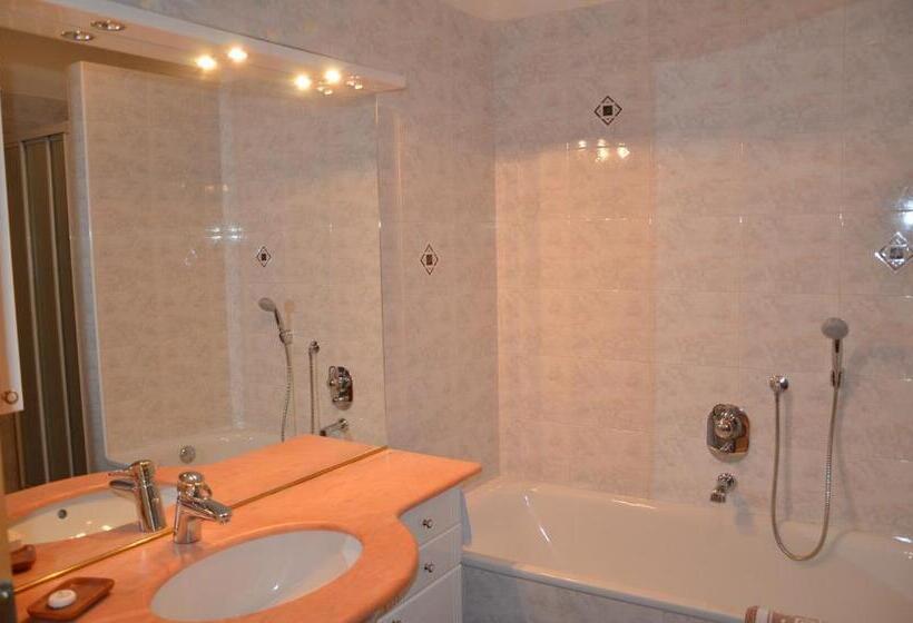 ホテル Greifenstein