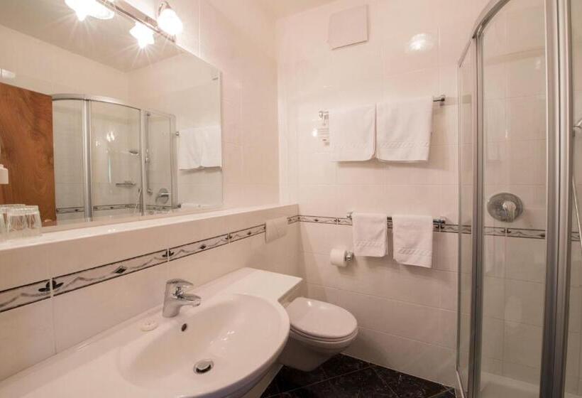 ホテル Greifenstein