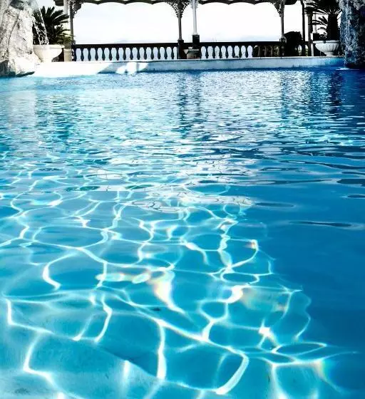 Hotelli La Baita Del Re Resort
