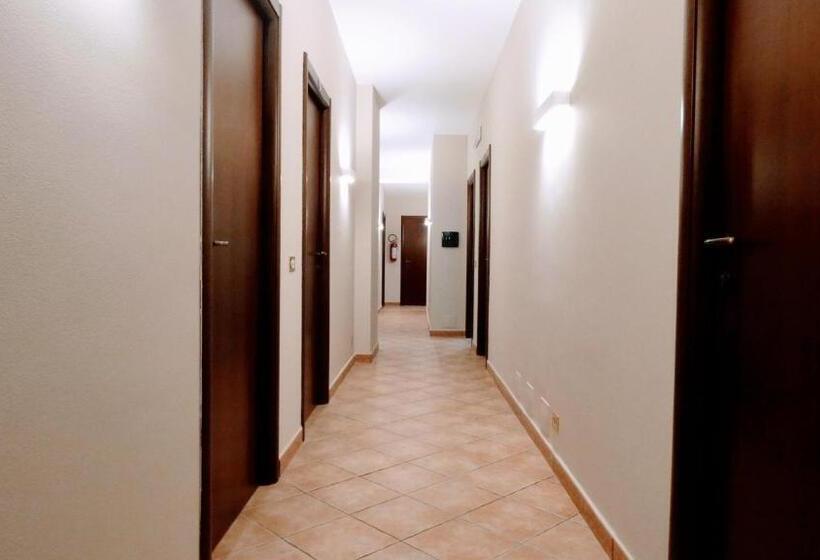 Отель Piscina La Suite