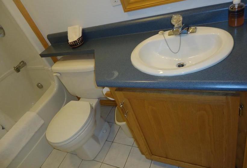 Ocean View Motel And Chalets