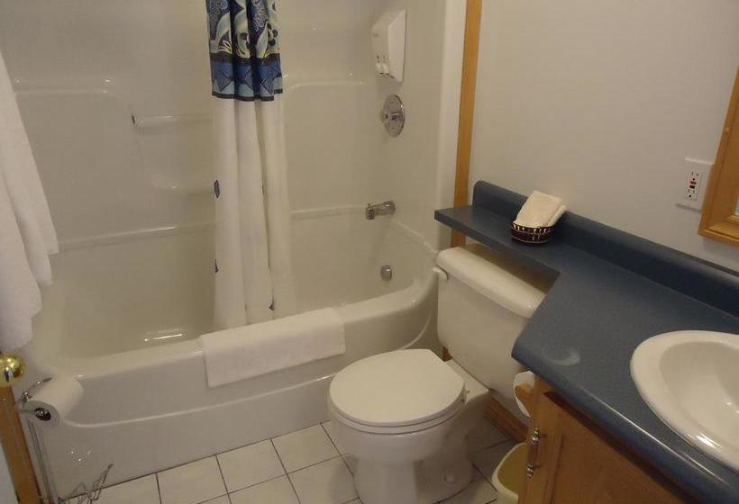 Ocean View Motel And Chalets