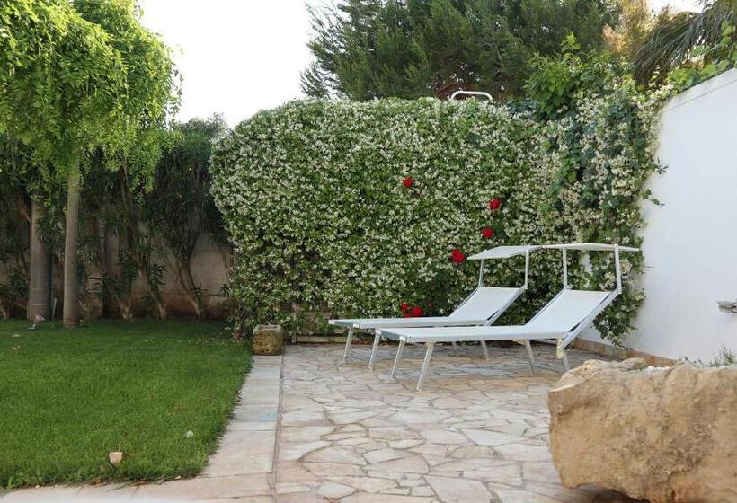 مبيت وإفطار Adagio Salentino