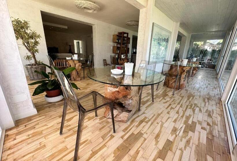 مبيت وإفطار Adagio Salentino