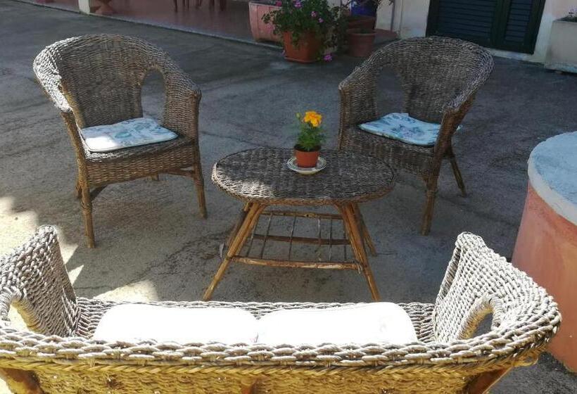 تختخواب و صبحانه Affittacamere Da Antonella