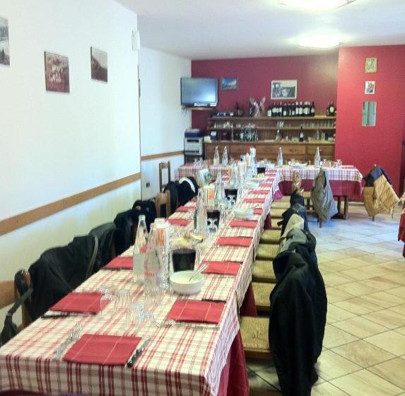 צימר Bar Trattoria Colombina Affittacamere