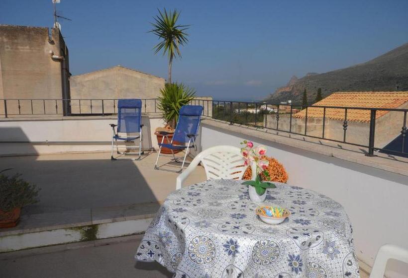 ベッドアンドブレックファースト Cascina Degli Ulivi