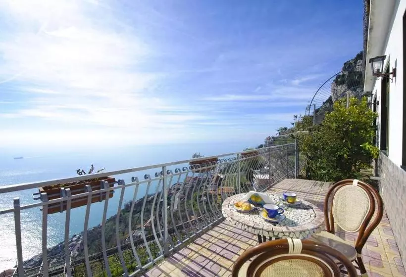 Aamiaismajoitus (B&B) Da Clotilde