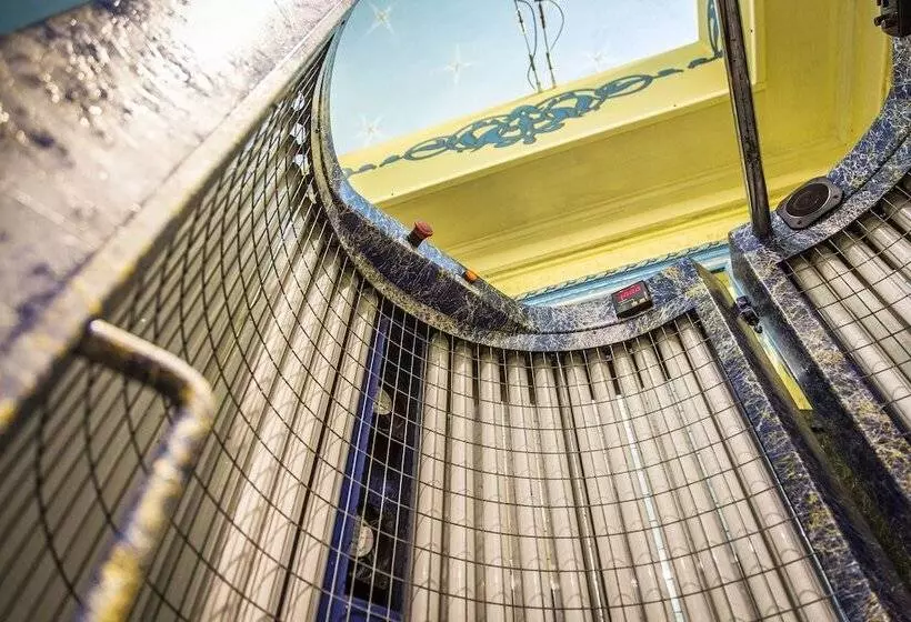 Aamiaismajoitus (B&B) Fermati Che è Tardi