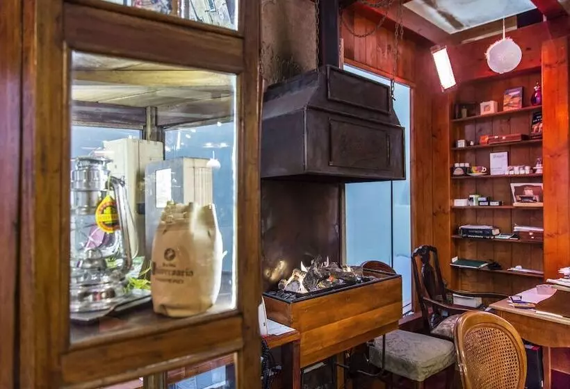 Aamiaismajoitus (B&B) Fermati Che è Tardi