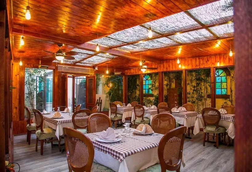 Aamiaismajoitus (B&B) Fermati Che è Tardi