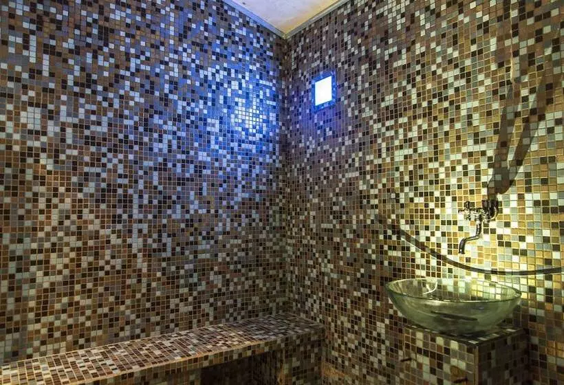 Aamiaismajoitus (B&B) Fermati Che è Tardi