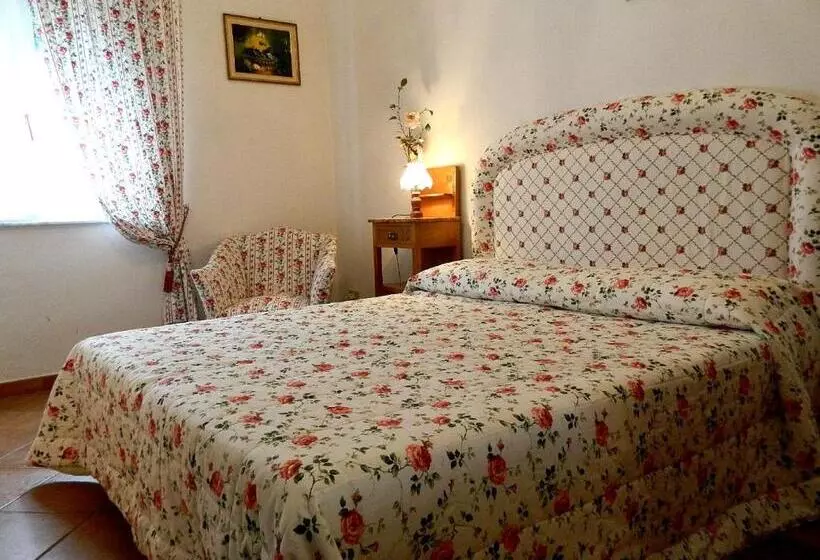 تختخواب و صبحانه Il Campanile Ii Locazione Turistica