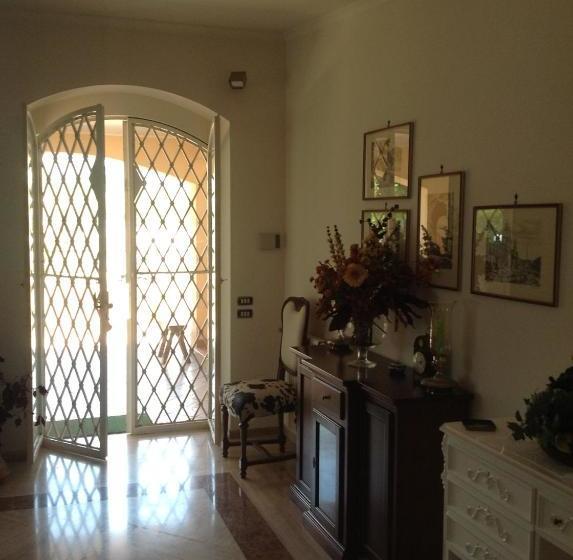 تختخواب و صبحانه Il Glicine Di Carmen