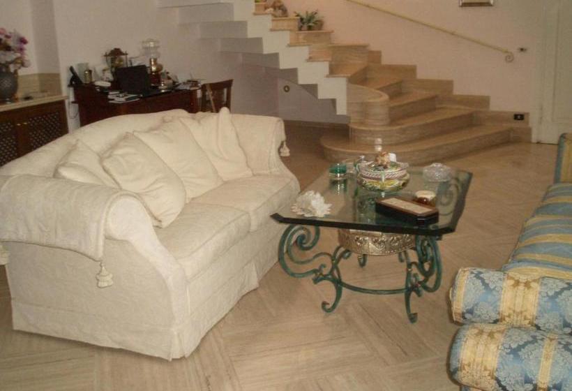 تختخواب و صبحانه Il Glicine Di Carmen