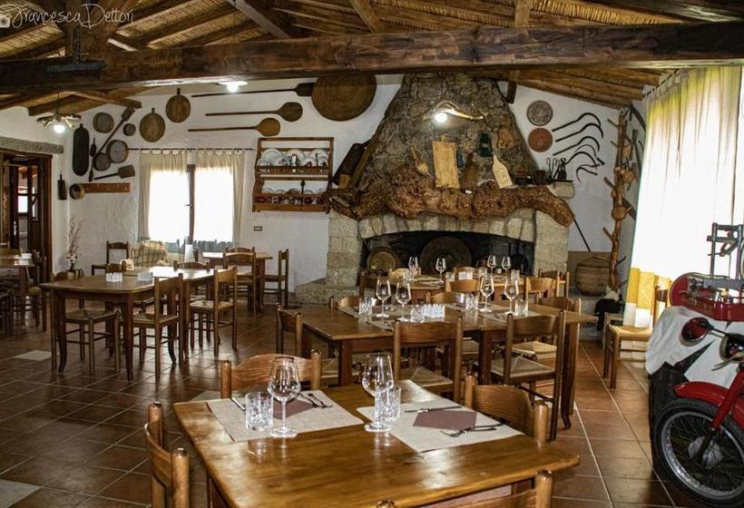 ベッドアンドブレックファースト Affittcamere Jannas