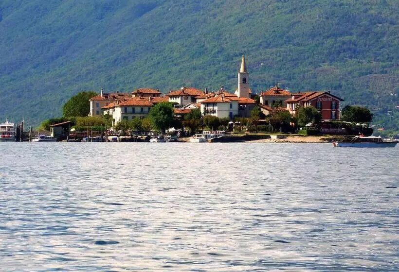 ベッドアンドブレックファースト La Locanda Al Lago