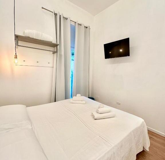 住宿加早餐  La Siesta