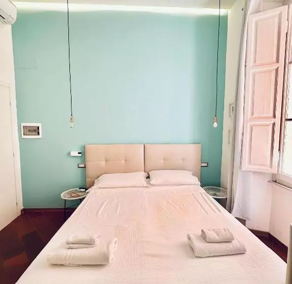 ベッドアンドブレックファースト La Siesta