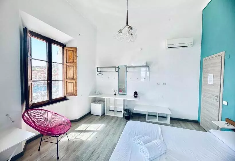 ベッドアンドブレックファースト La Siesta