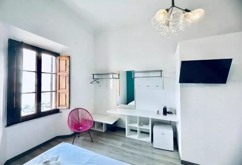 ベッドアンドブレックファースト La Siesta