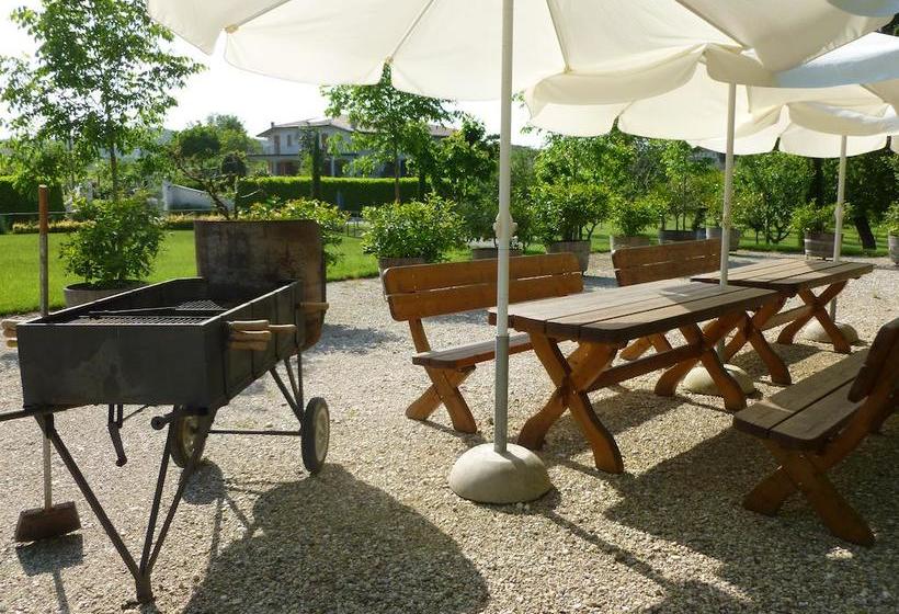 تختخواب و صبحانه Le Camere Di Virgilio