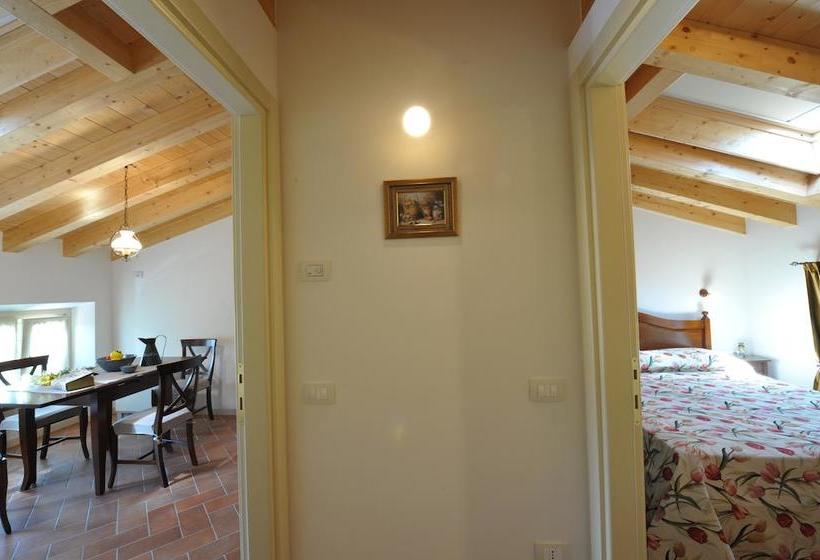 تختخواب و صبحانه Le Camere Di Virgilio