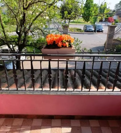 Aamiaismajoitus (B&B) Red Fenice