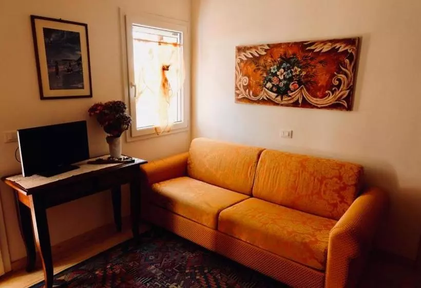 Aamiaismajoitus (B&B) Red Fenice