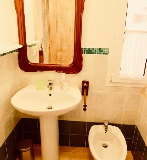 Aamiaismajoitus (B&B) Red Fenice