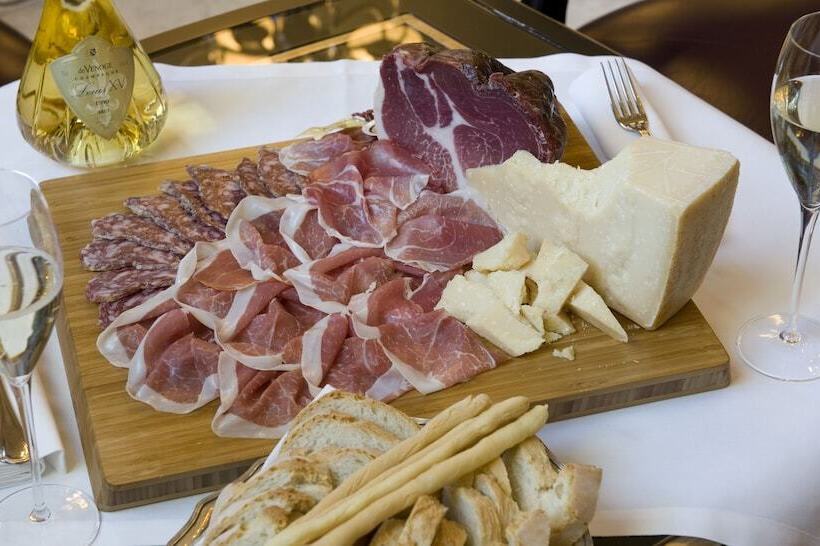 Grand Hotel Di Parma | Una Esperienze