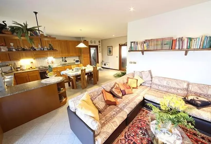 ベッドアンドブレックファースト Le Tre Grazie