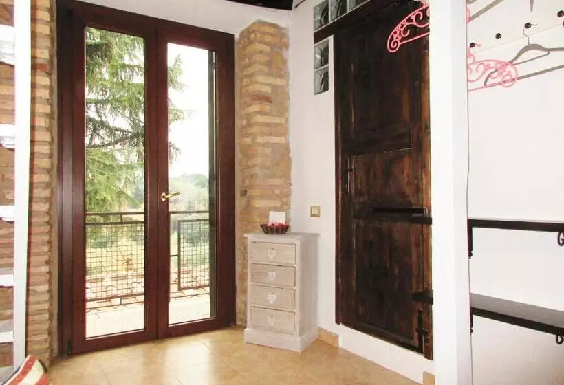 Aamiaismajoitus (B&B) Antico Casale Fabrizi