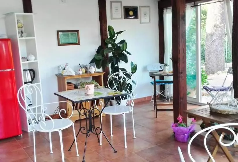 Aamiaismajoitus (B&B) Antico Casale Fabrizi