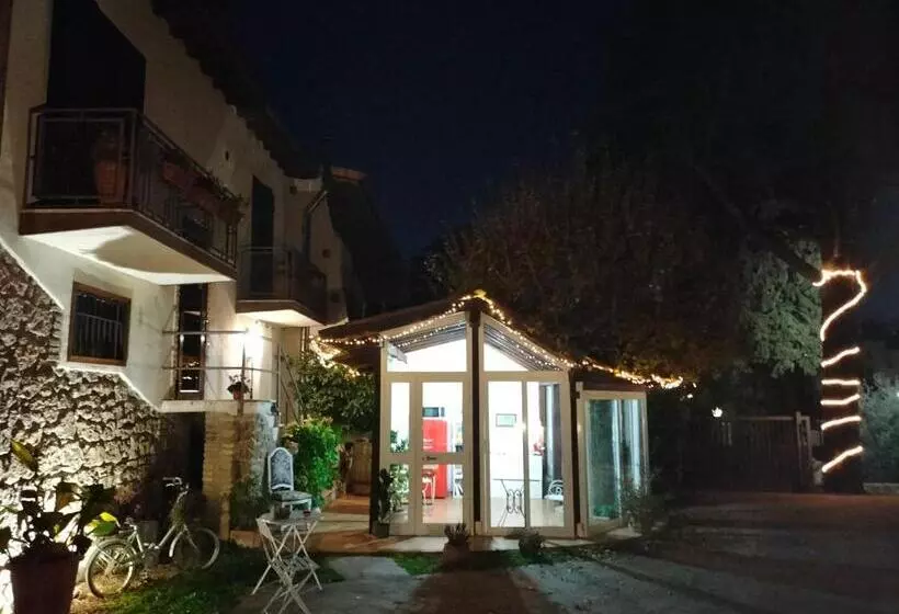 Aamiaismajoitus (B&B) Antico Casale Fabrizi