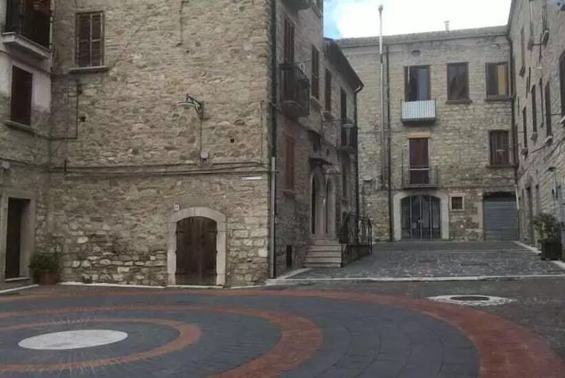 تختخواب و صبحانه Borgo Antico Santa Lucia