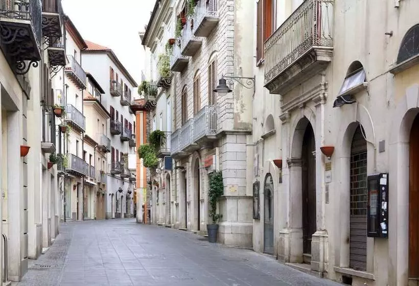 تختخواب و صبحانه Borgo Antico Santa Lucia