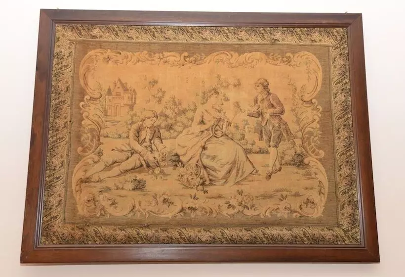 تختخواب و صبحانه Borgo Antico Santa Lucia