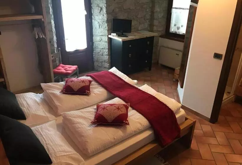 Aamiaismajoitus (B&B) Casa Benassi ,room&suite , Con Zona Benessere