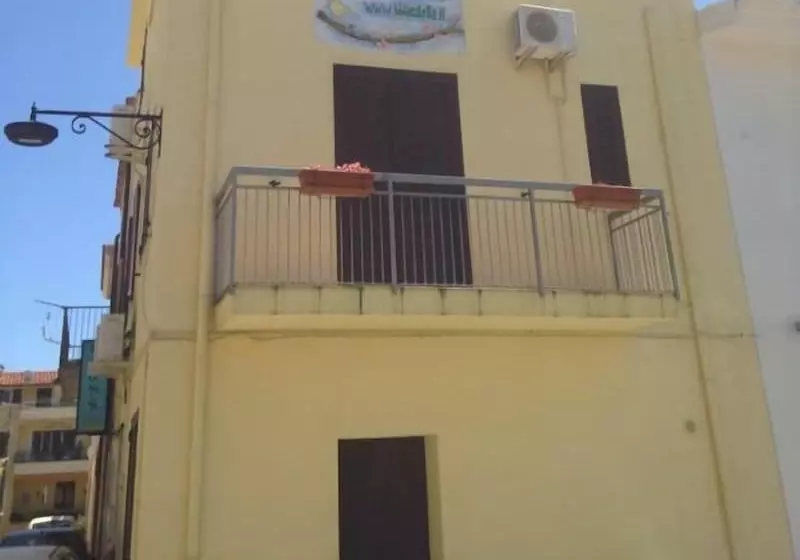 Aamiaismajoitus (B&B) Il Canarino Affittacamere