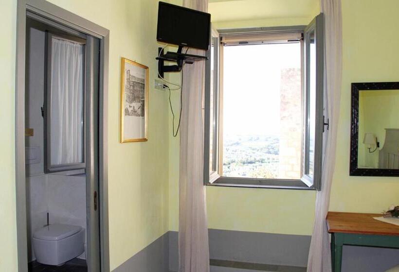 צימר Locanda Delle Mura Anna De Croy