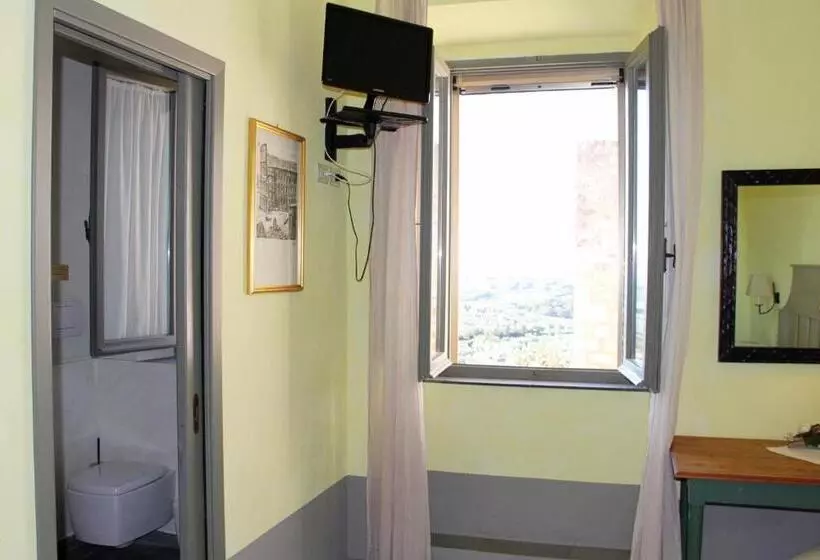 ベッドアンドブレックファースト Locanda Delle Mura Anna De Croy