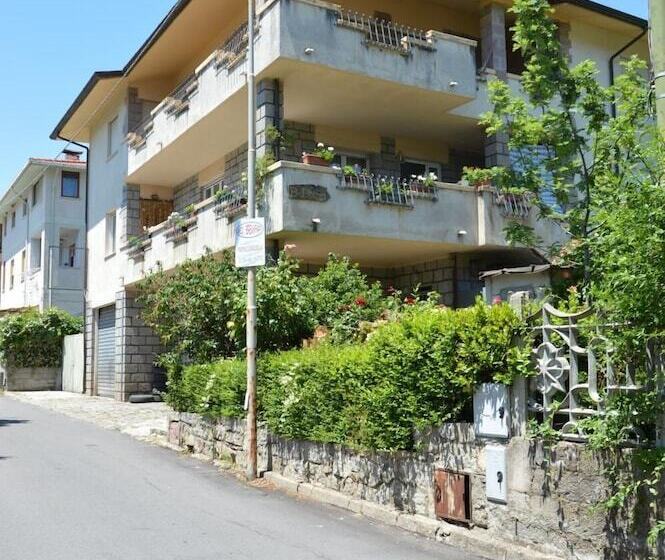 مبيت وإفطار Pietro & Graziella