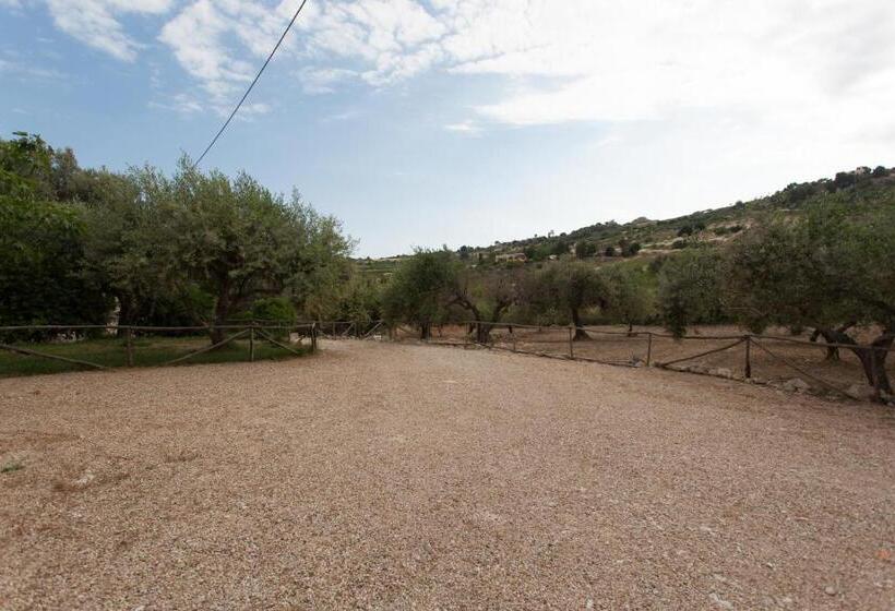 ベッドアンドブレックファースト Roba Degli Ulivi