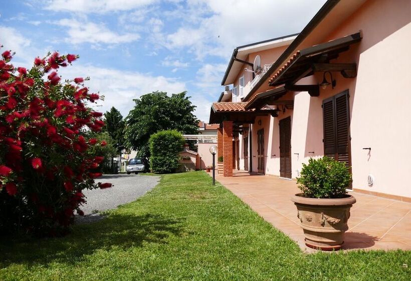 Bed and Breakfast Villa Etruria Guest House
