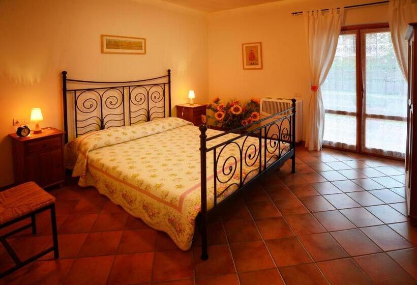 Bed and Breakfast Villa Etruria Guest House