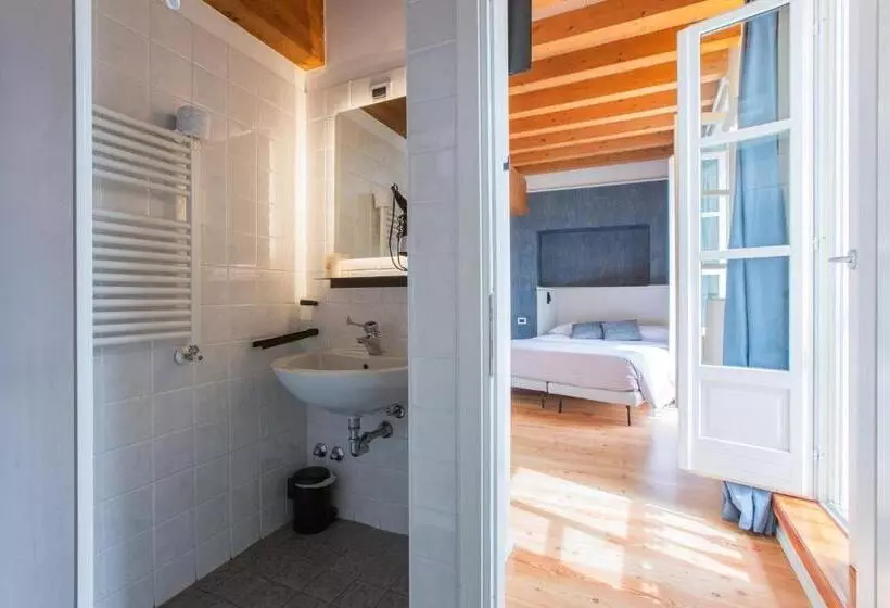 Hotelli Albergo Del Sole