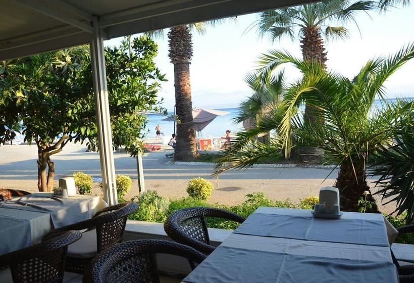 בית מלון כפרי Eker Bermuda